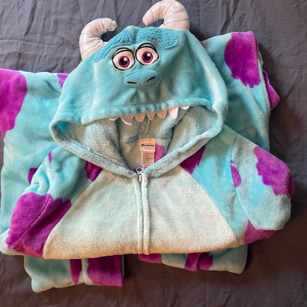 monsters inc costumes. sully boo and mike - Picture 2 of 6